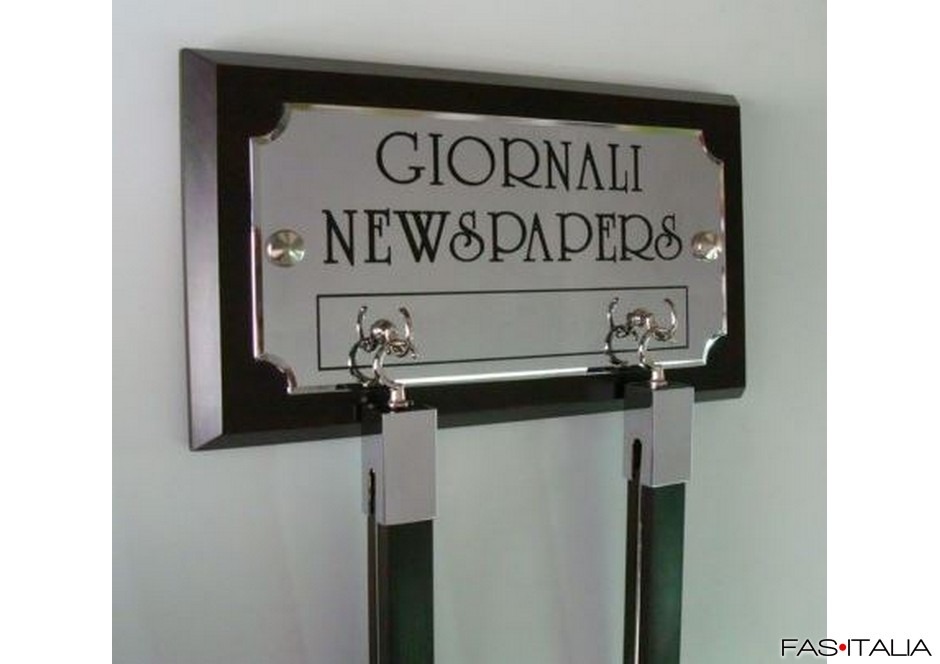 Postazione portagiornali da parete per hall hotel