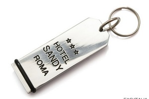 Portachiavi per albergo in alluminio con gommino antigraffio