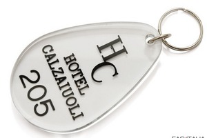 Portachiavi albergo ovale in plexiglass trasparente