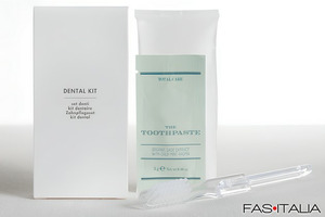 Set denti neutro Hotel con spazzolino e dentifricio
