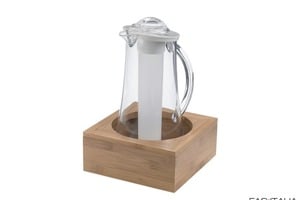 Caraffa refrigerata da 2 litri con base in bamboo